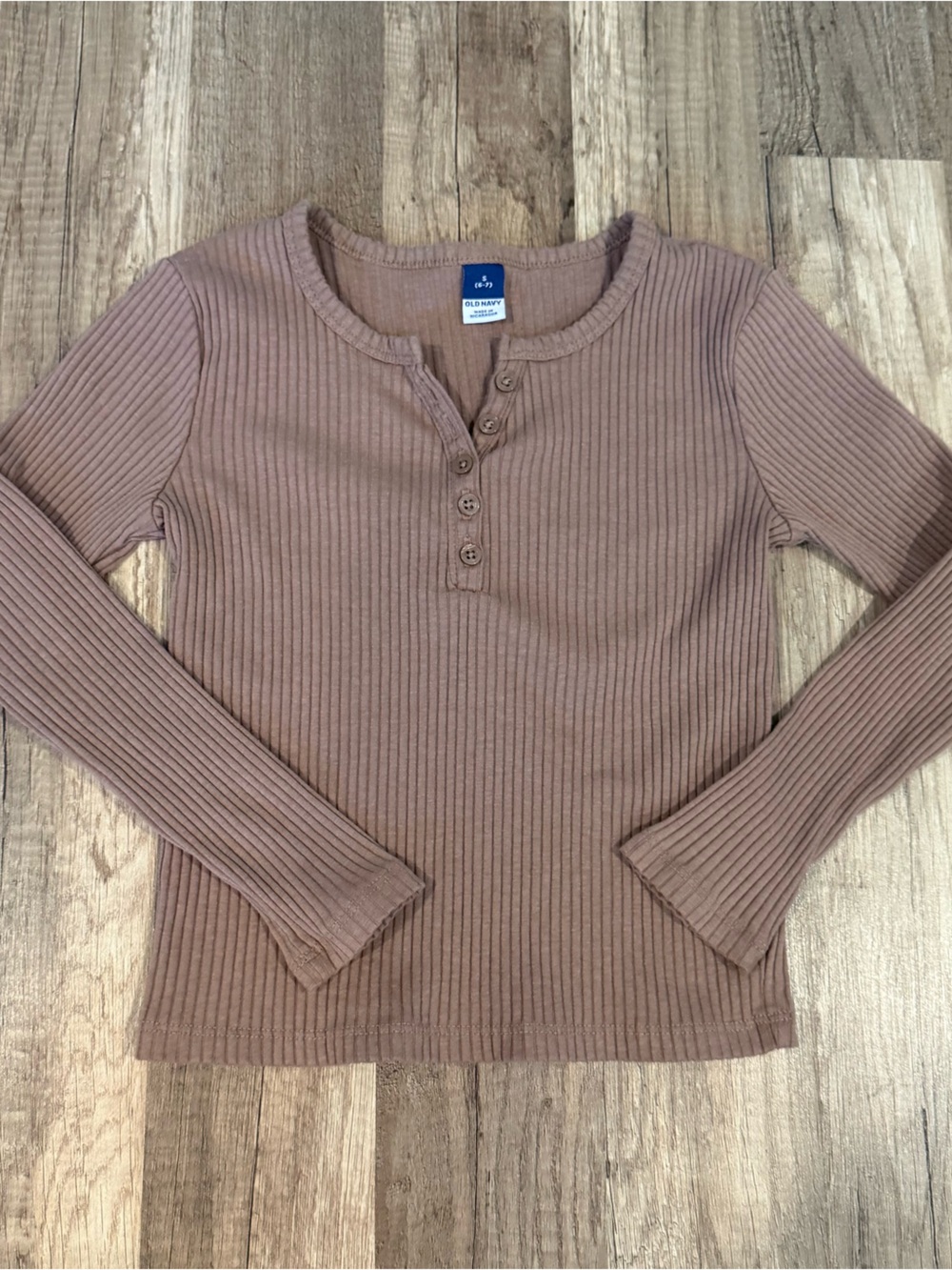 Old Navy Ribbed Henley Long Sleeve Top